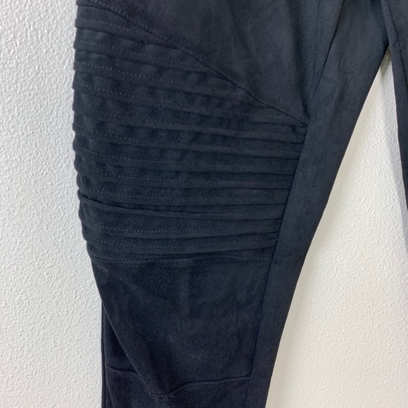 Amanda Green Black Pants Size Medium legging nwt - Picture 2 of 5